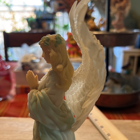 Praying Angel Resin Figurine NWOT 🙏😇 - Picture 10 of 10